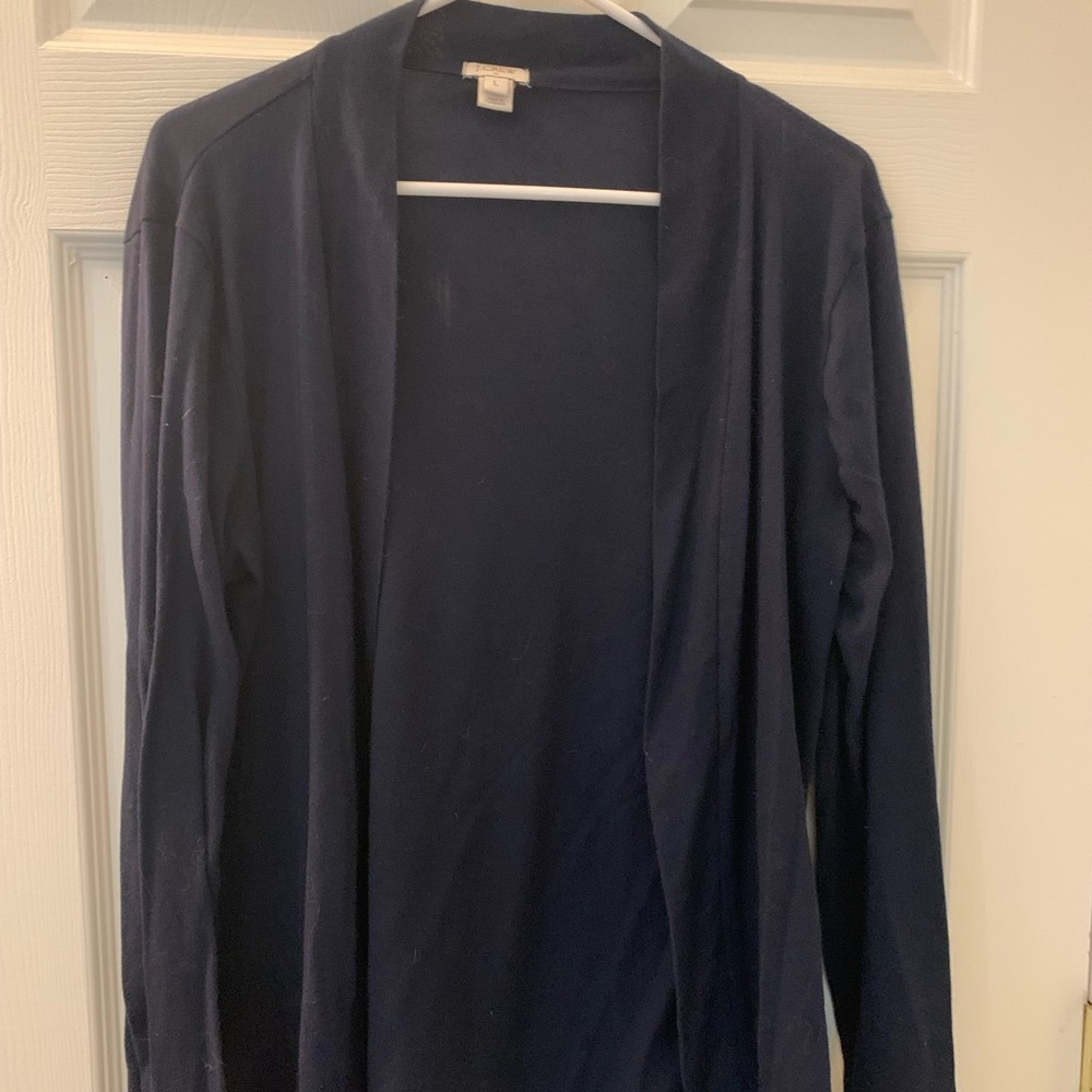 Women’s light weight sweater